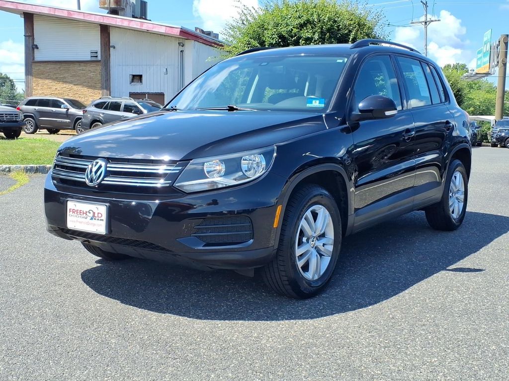 Used 2016 Volkswagen Tiguan S with VIN WVGAV7AX1GW600152 for sale in Freehold, NJ