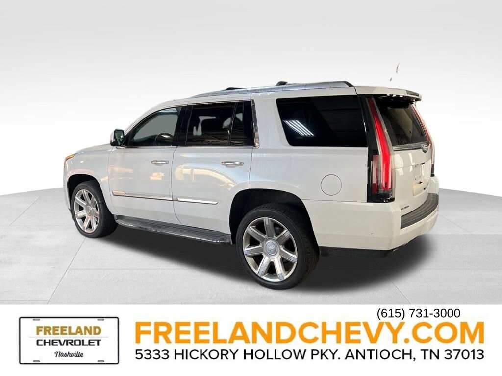 2019 Cadillac Escalade Luxury photo 4
