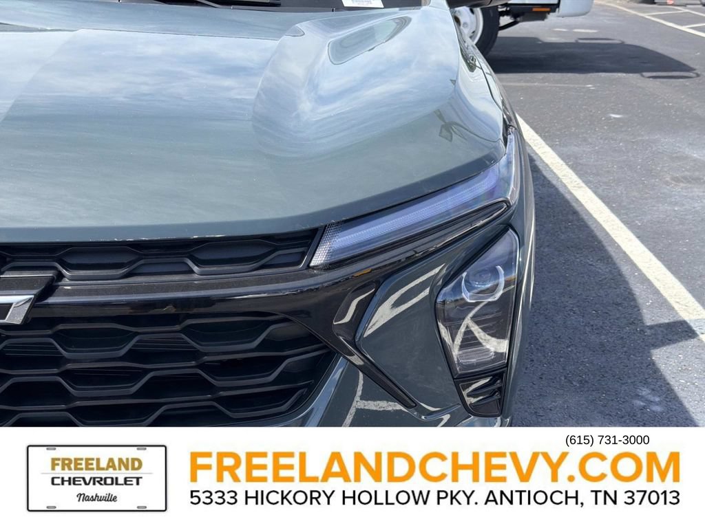 2026 Chevrolet Trax LT - Photo 9