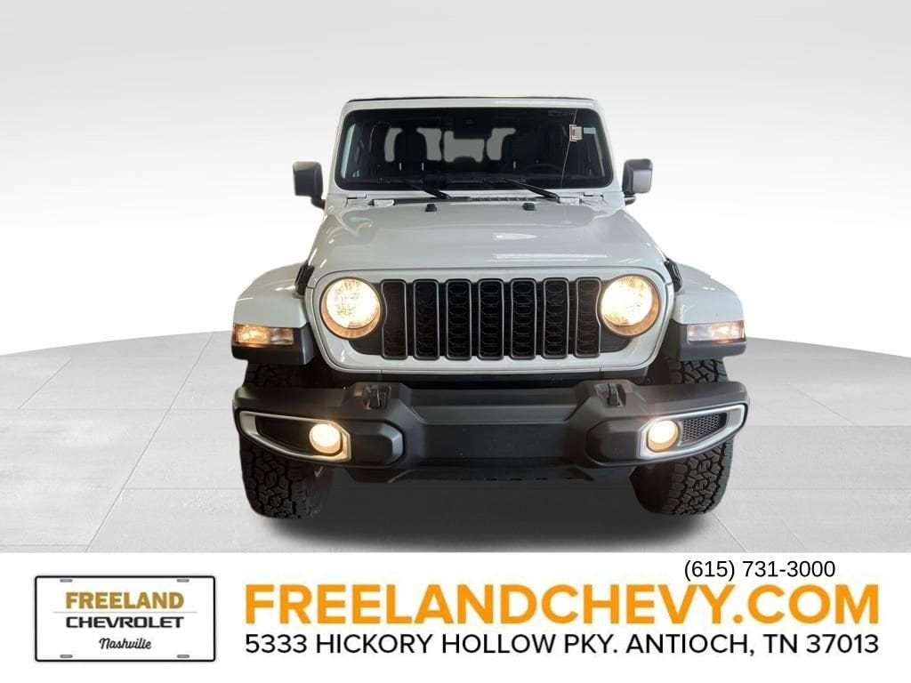 Used 2024 Jeep Gladiator Sport S