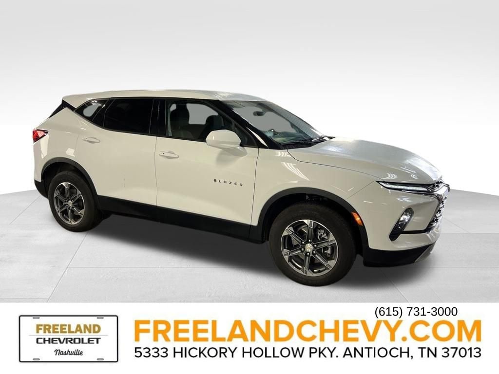 2025 Chevrolet Blazer 2LT's photo