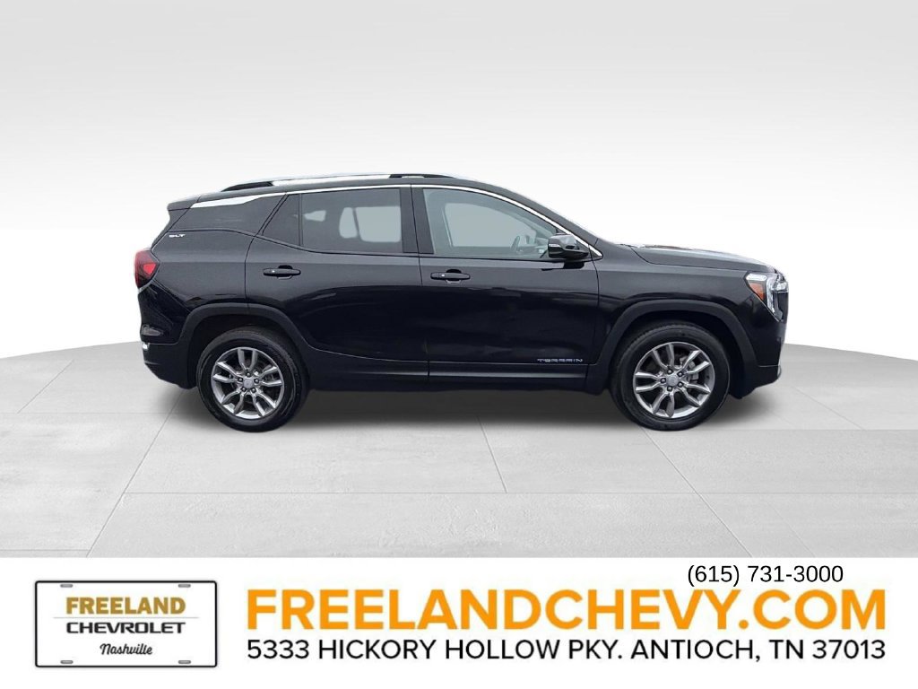 Used 2024 GMC Terrain SLT SUV