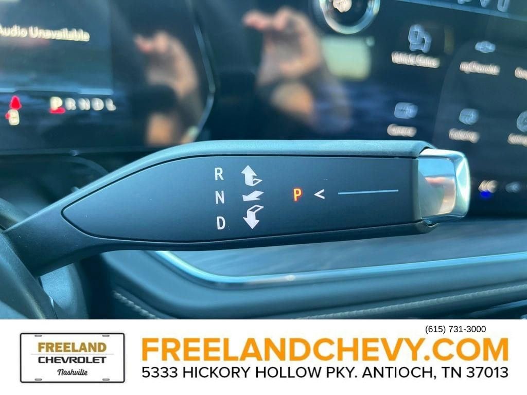 2026 Chevrolet Suburban High Country - Photo 12