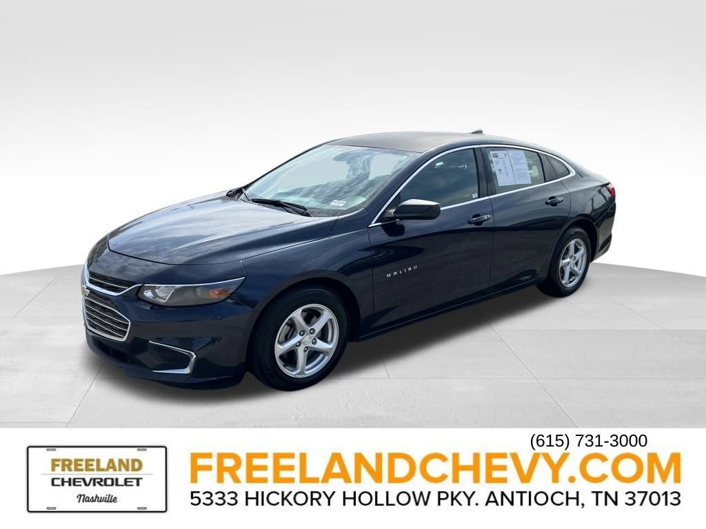 2017 Chevrolet Malibu LS photo 3