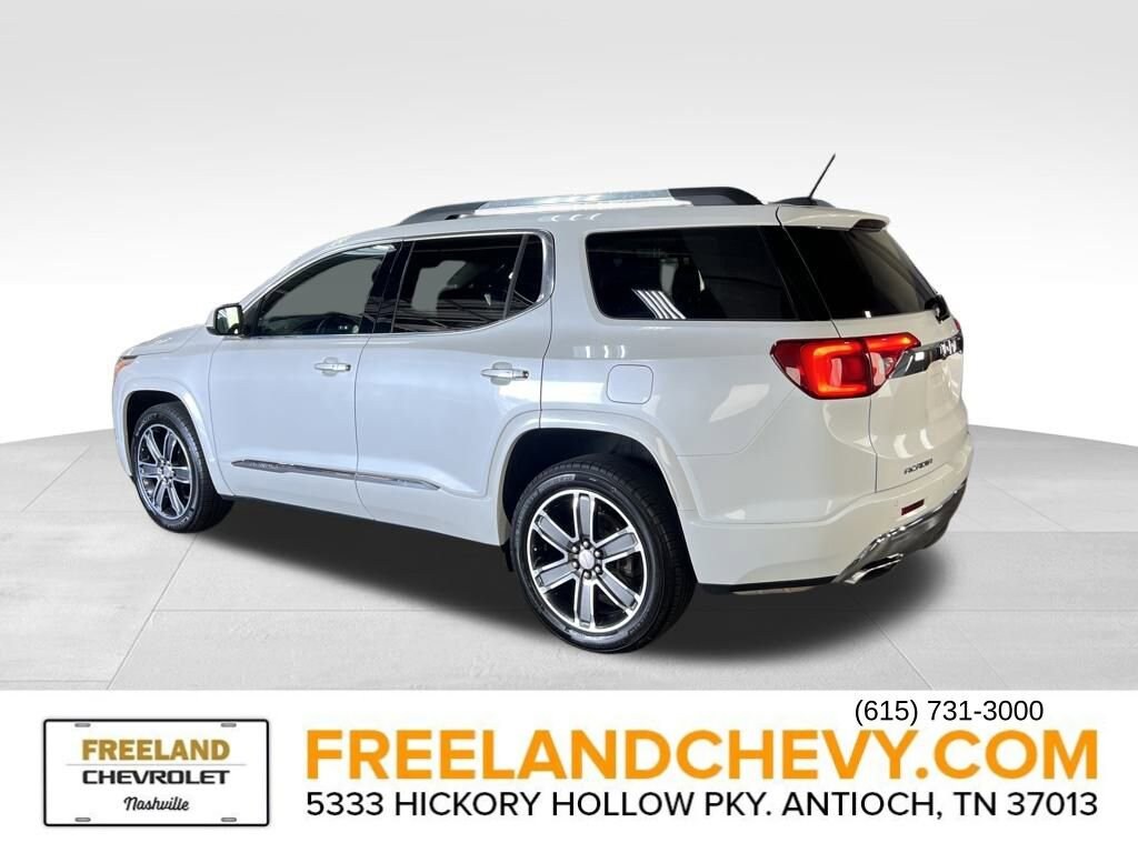 2019 Gmc Acadia Denali photo 4