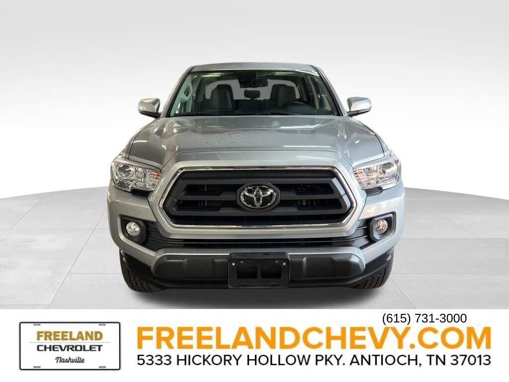 2022 Toyota Tacoma SR5 photo 2