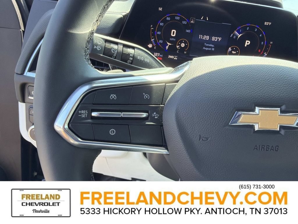 2025 Chevrolet Suburban Premier - Photo 28