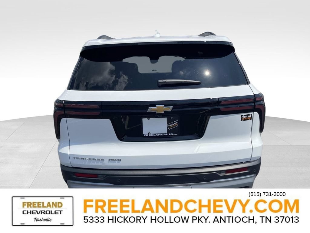 New 2027 Chevrolet Traverse LT SUV