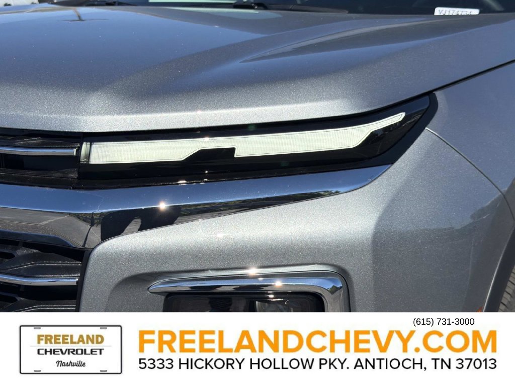 2027 Chevrolet Traverse LT - Photo 9