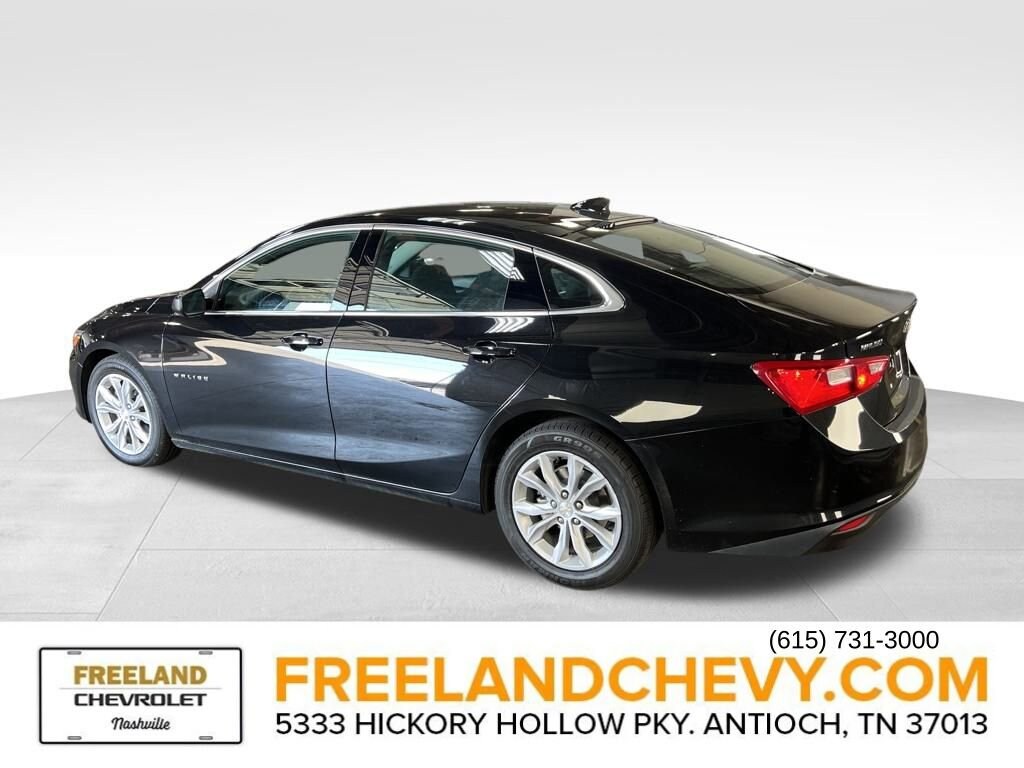 2023 Chevrolet Malibu 1LT photo 4