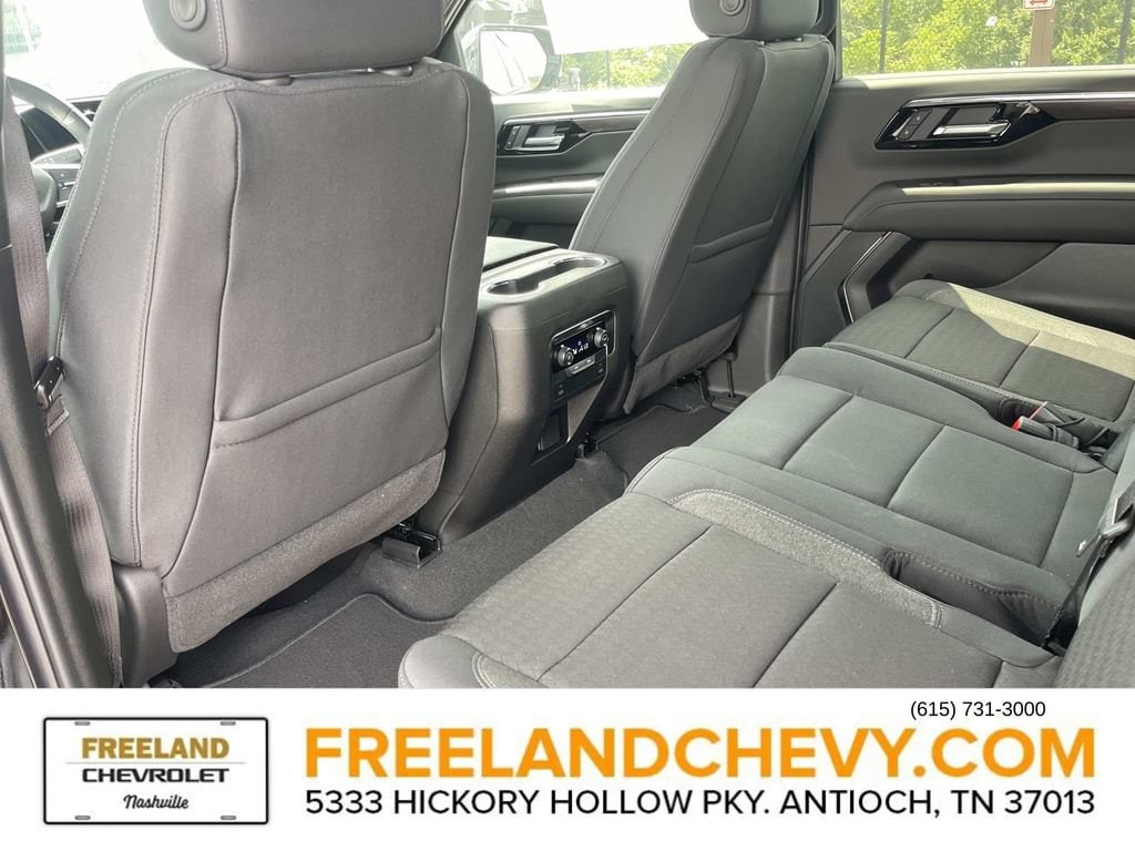 2026 Chevrolet Suburban LS - Photo 18
