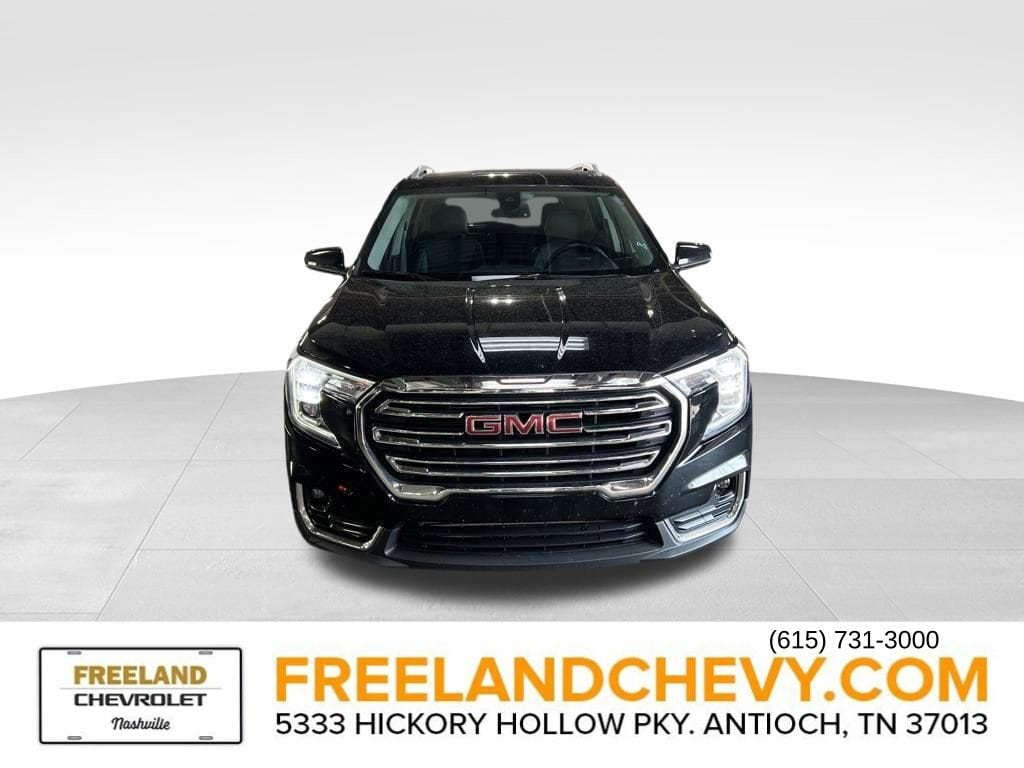 Used 2024 GMC Terrain SLT SUV