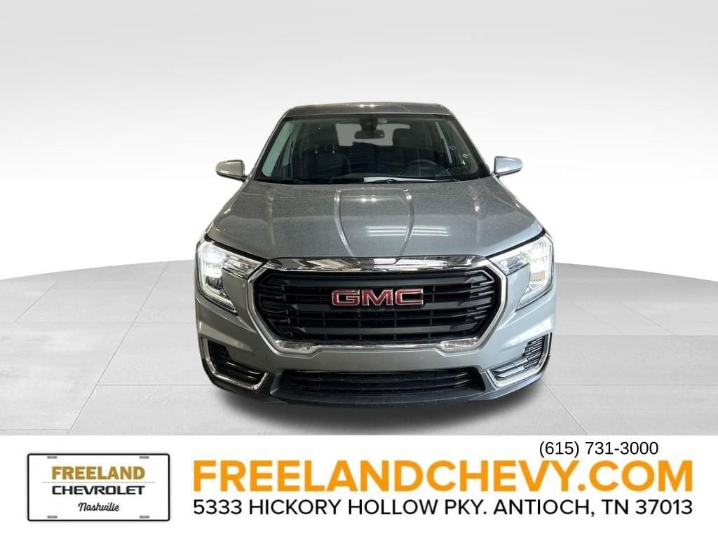 Used 2024 GMC Terrain SLE SUV