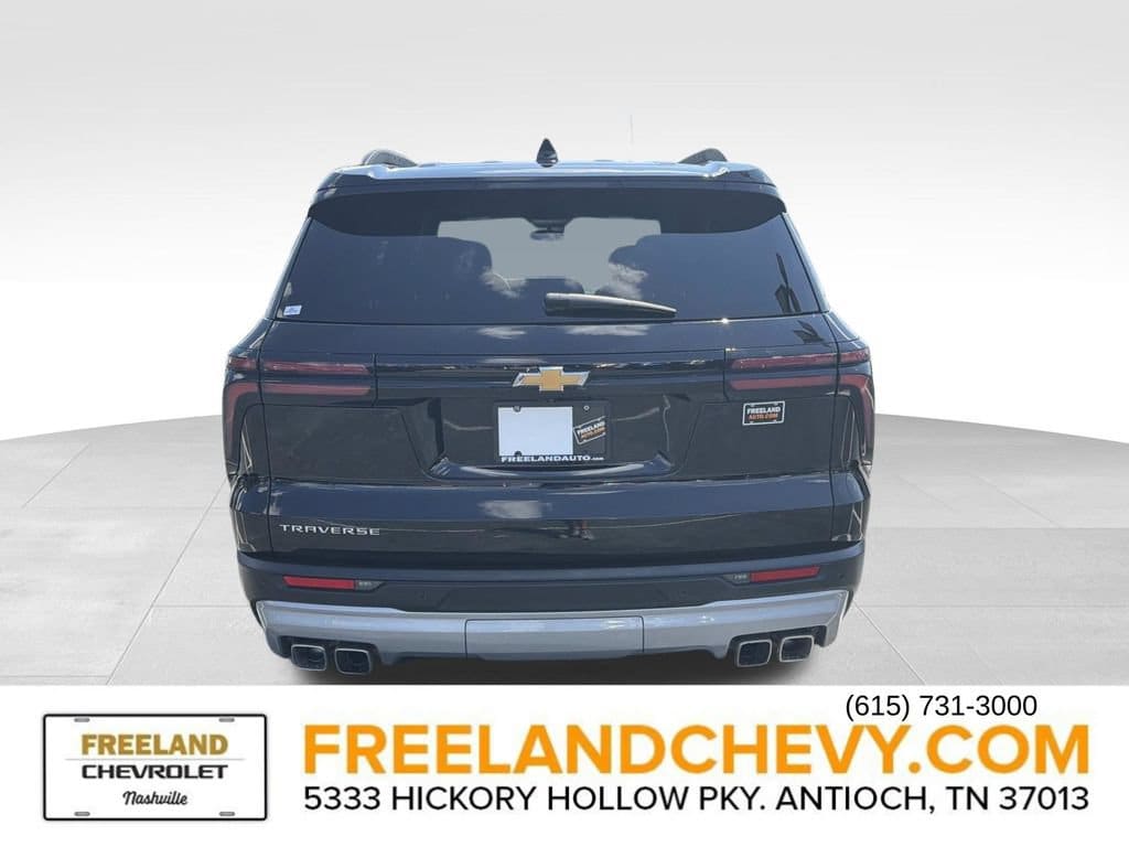 Used 2026 Chevrolet Traverse LT SUV