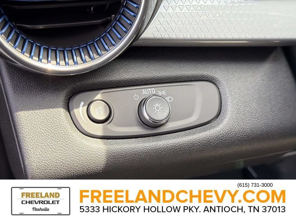 2026 Chevrolet Trax LT - Photo 25