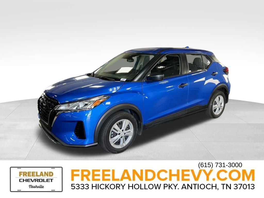 2023 Nissan Kicks S photo 3
