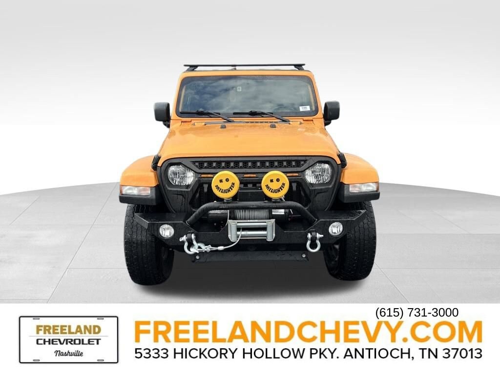 2021 Jeep Wrangler Unlimited Sahara photo 2