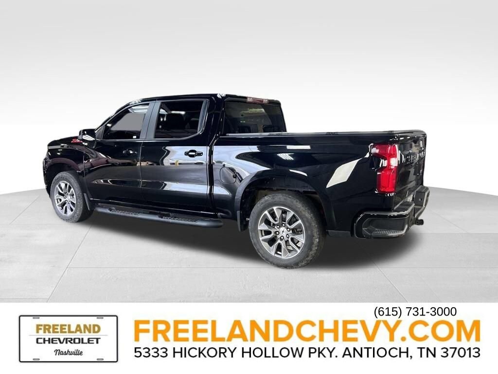 2021 Chevrolet Silverado 1500 RST photo 4