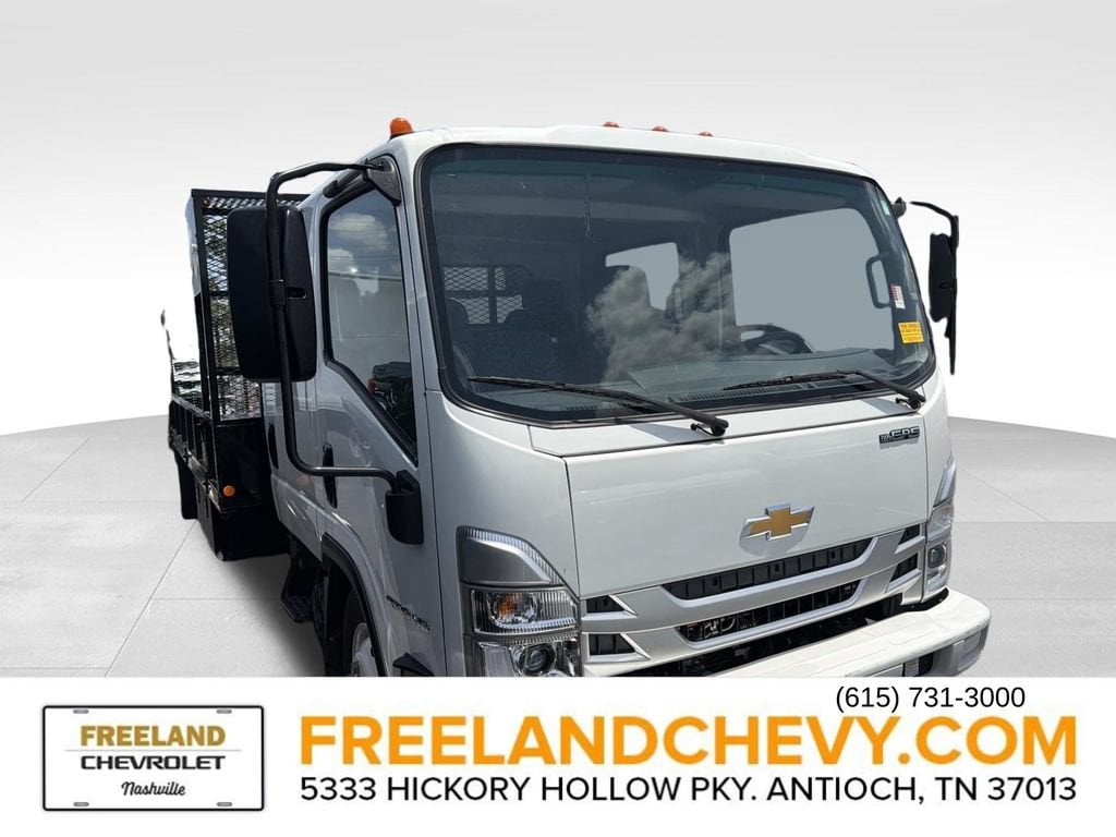 2024 Chevrolet Low Cab Forward 4500 Gas 150" WB Crew Cab's photo