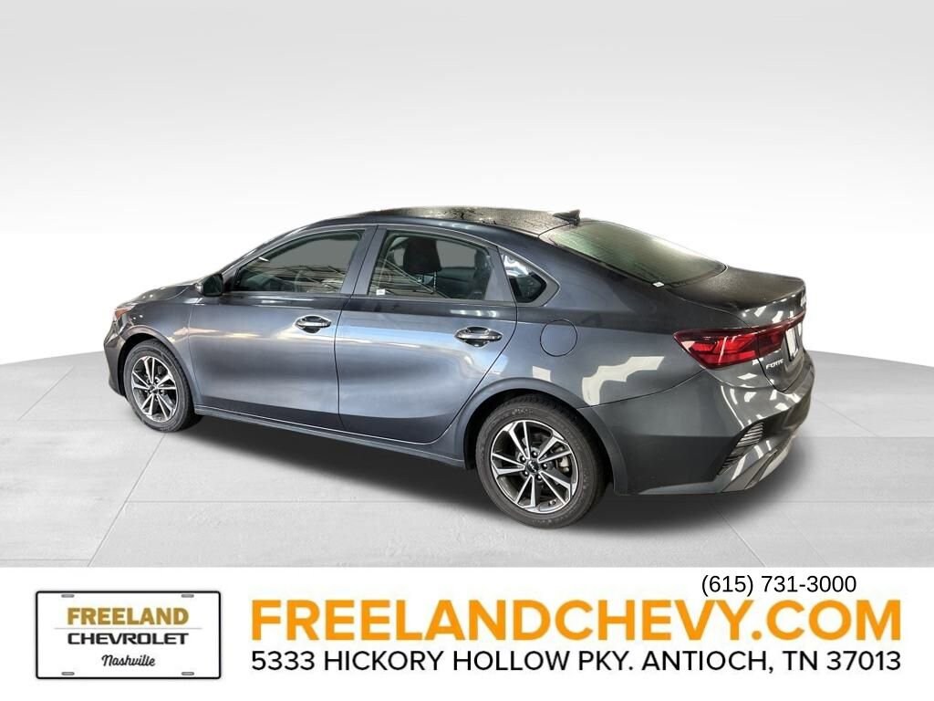2023 Kia Forte LXS photo 4