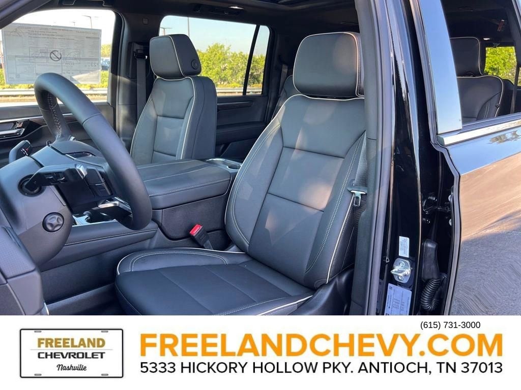 2026 Chevrolet Suburban High Country - Photo 19