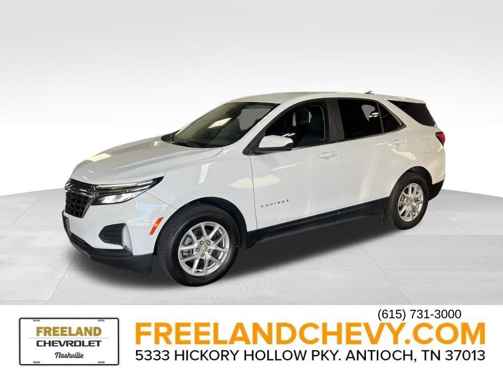2022 Chevrolet Equinox LT photo 2