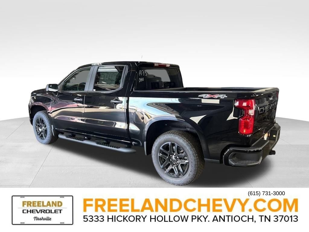 New 2025 Chevrolet Silverado 1500 Custom Truck