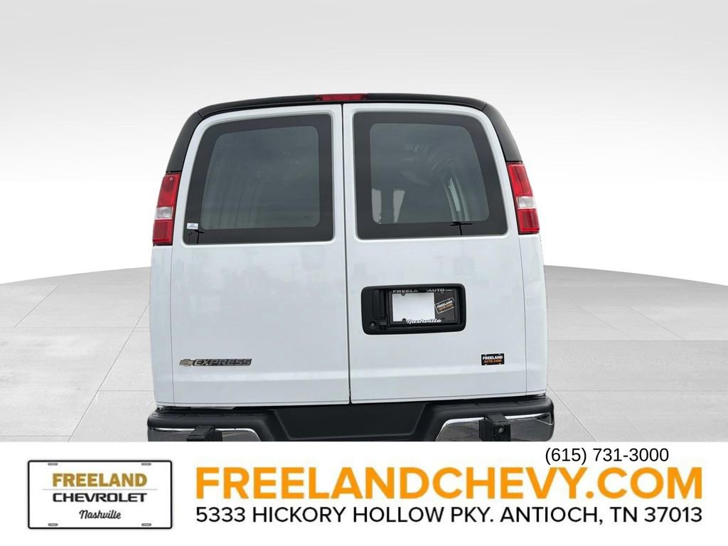 2023 Chevrolet Express Cargo 2500 Van photo 4