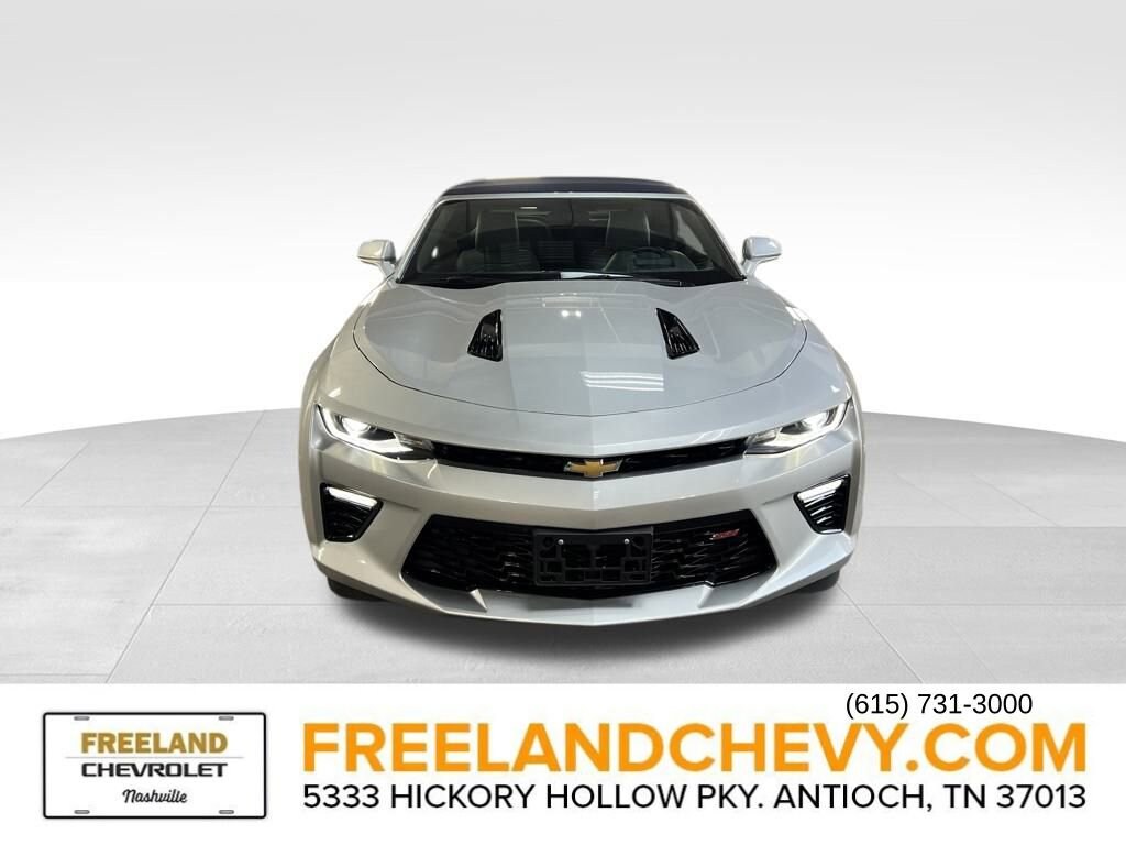 2017 Chevrolet Camaro SS photo 2