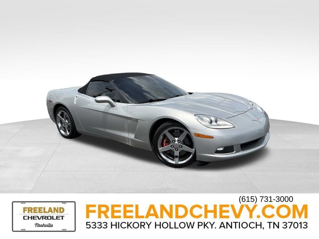 2005 Chevrolet Corvette Convertible's photo