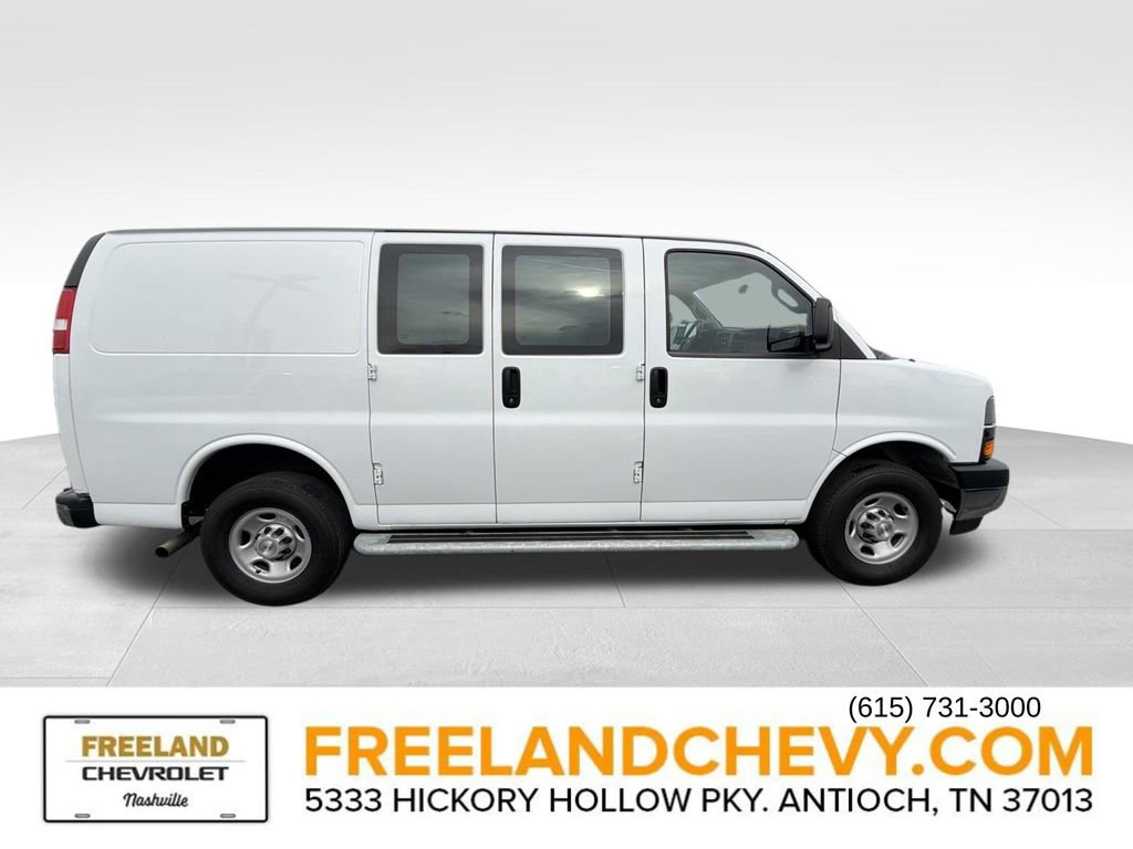 2023 Chevrolet Express Cargo 2500 Van photo 2