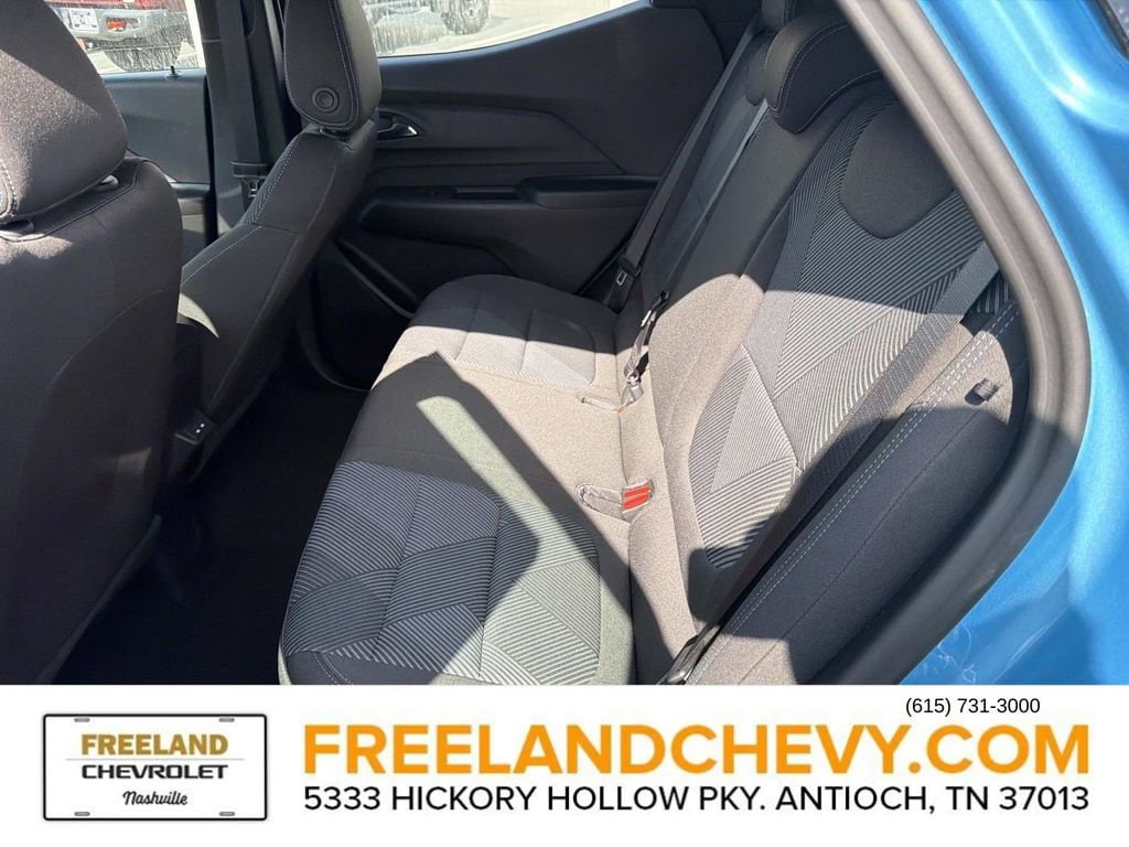 2027 Chevrolet Bolt LT - Photo 12