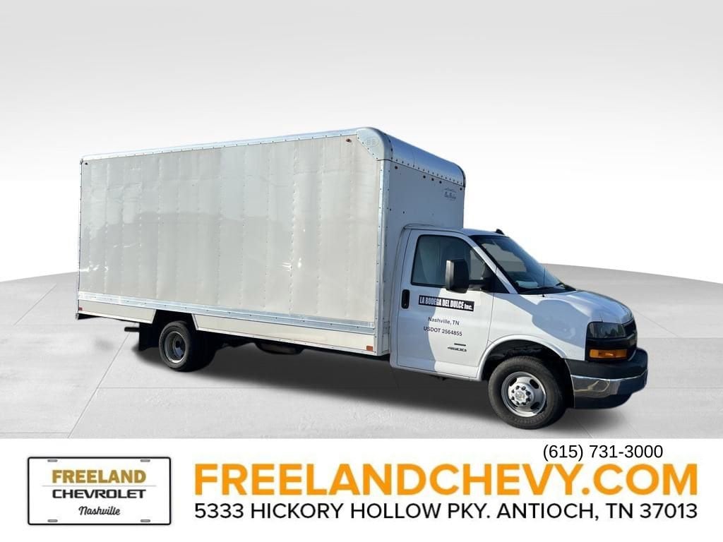 2021 Chevrolet Express Cutaway 4500 Cutaway Van 