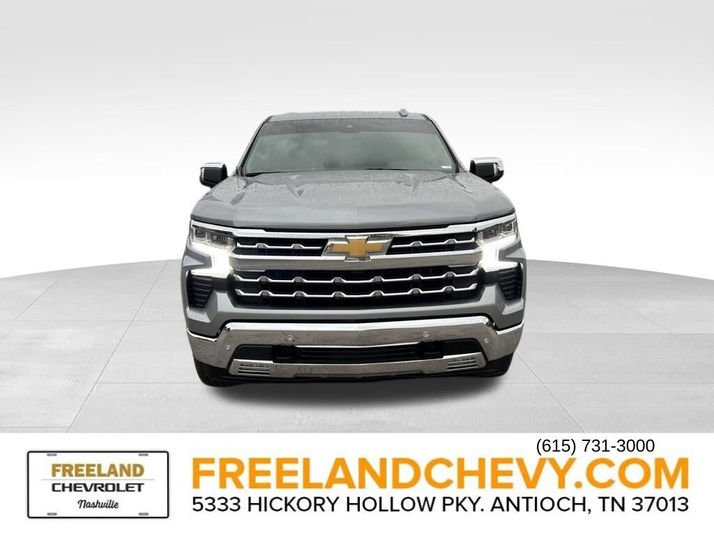 2024 Chevrolet Silverado 1500 LTZ photo 2