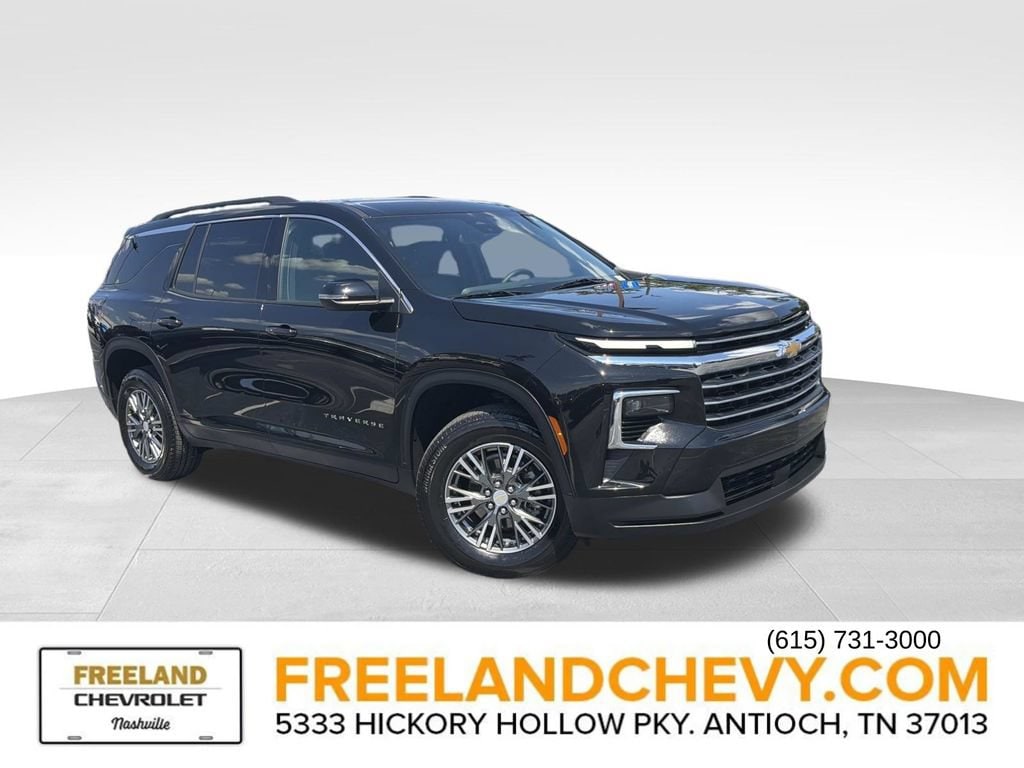 Used 2026 Chevrolet Traverse LT SUV