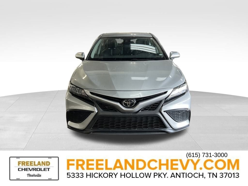 2023 Toyota Camry SE photo 2