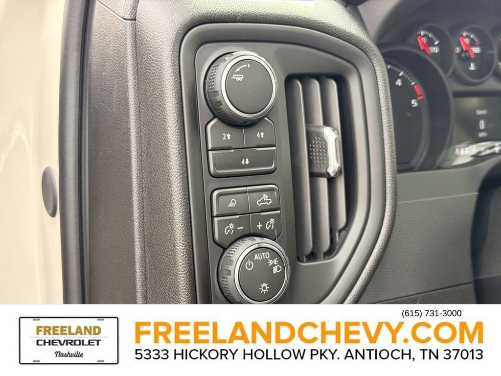 2026 Chevrolet Silverado 2500 HD Custom - Photo 24