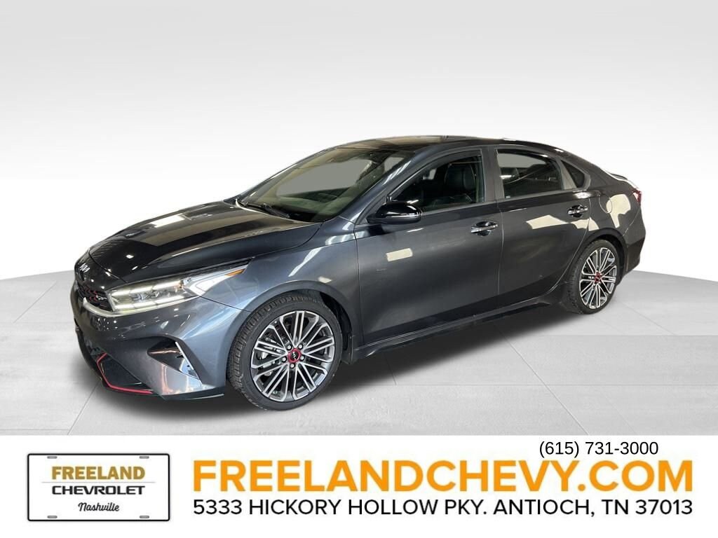 2023 Kia Forte GT photo 3