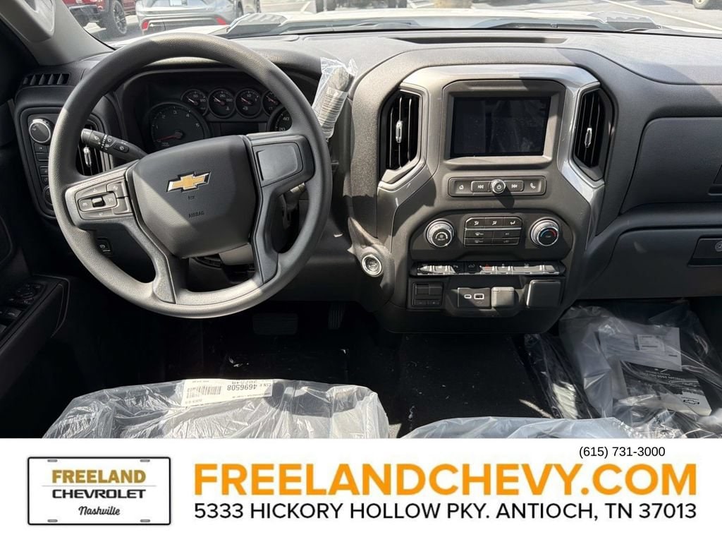 2026 Chevrolet Silverado 2500 HD Custom - Photo 14