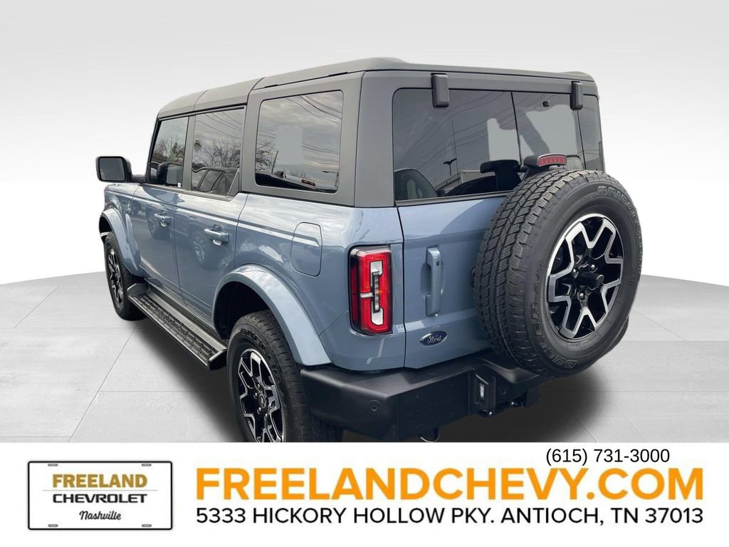 2025 Ford Bronco Outer Banks photo 4