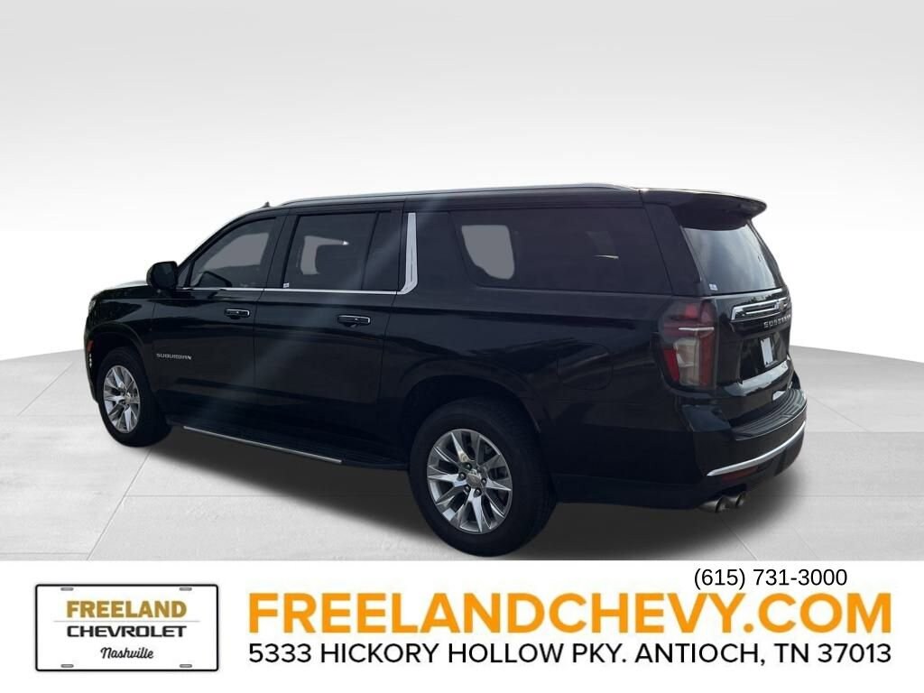 2024 Chevrolet Suburban Premier photo 4