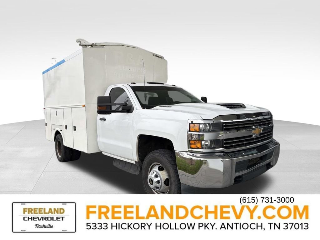 2018 Chevrolet Silverado 3500 Chassis Cab Work Truck's photo