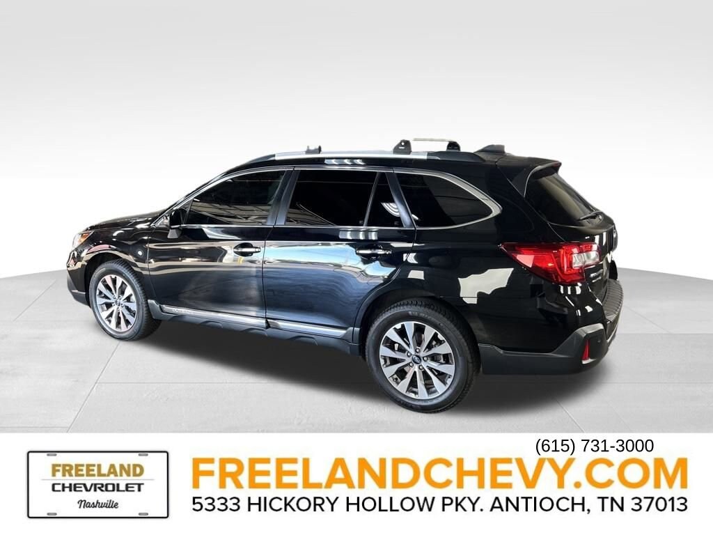 2019 Subaru Outback Touring photo 4