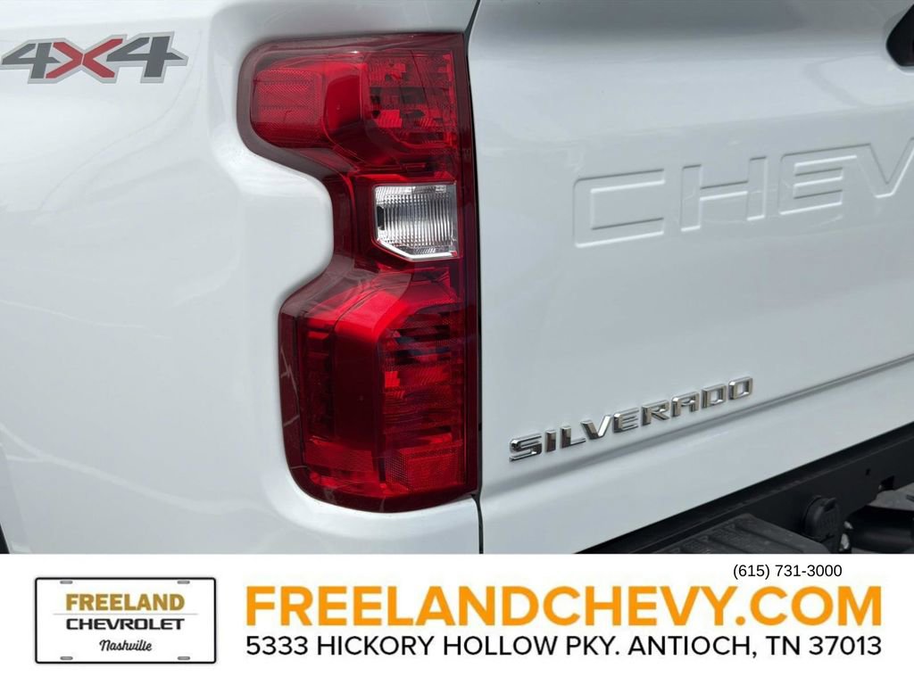 2026 Chevrolet Silverado 2500 HD Custom - Photo 10