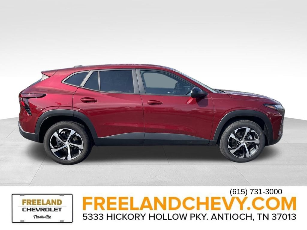 Used 2025 Chevrolet Trax 1RS SUV