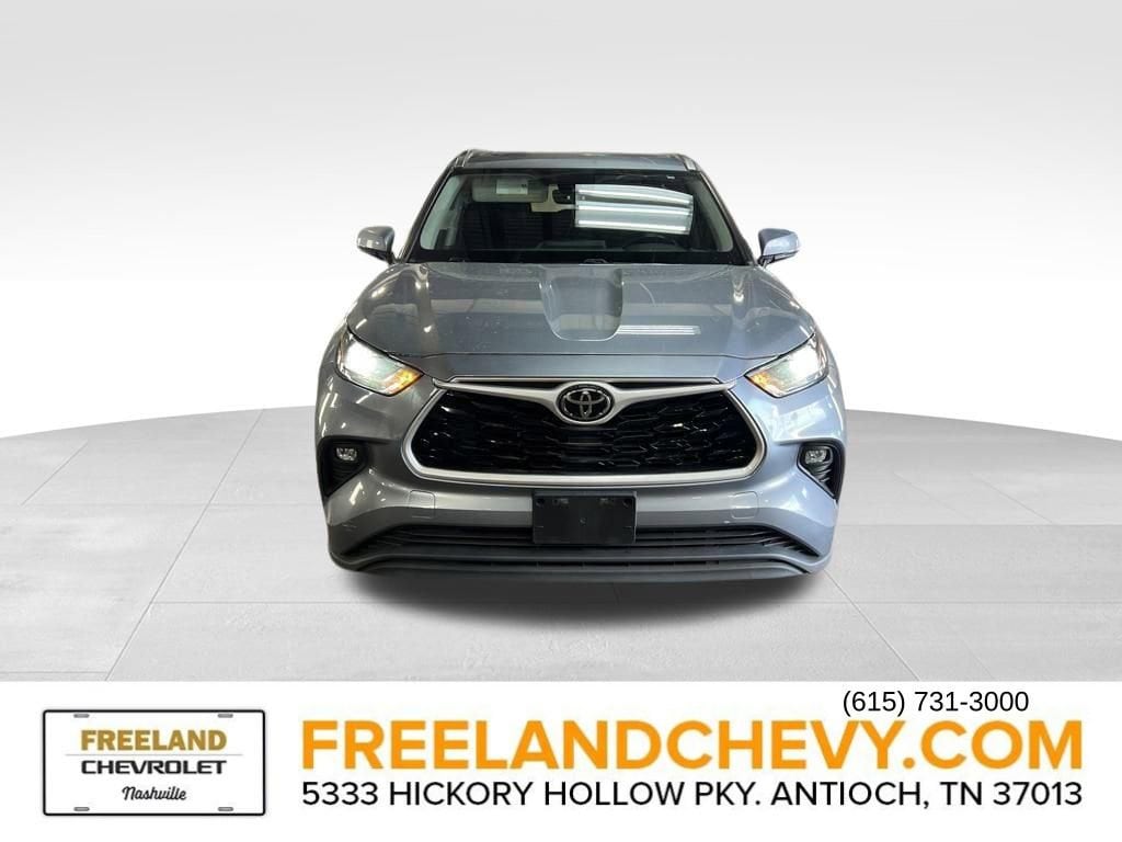 Used 2021 Toyota Highlander XLE