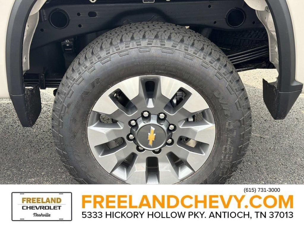 2026 Chevrolet Silverado 2500 HD Custom - Photo 11