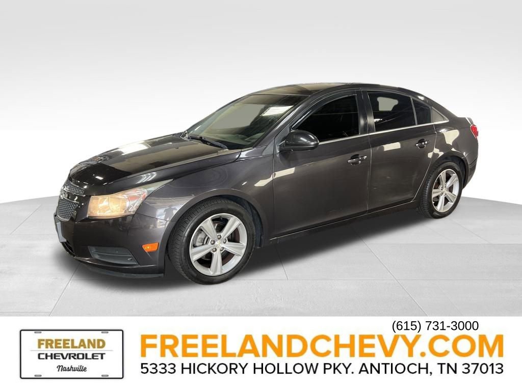 2014 Chevrolet Cruze photo 3