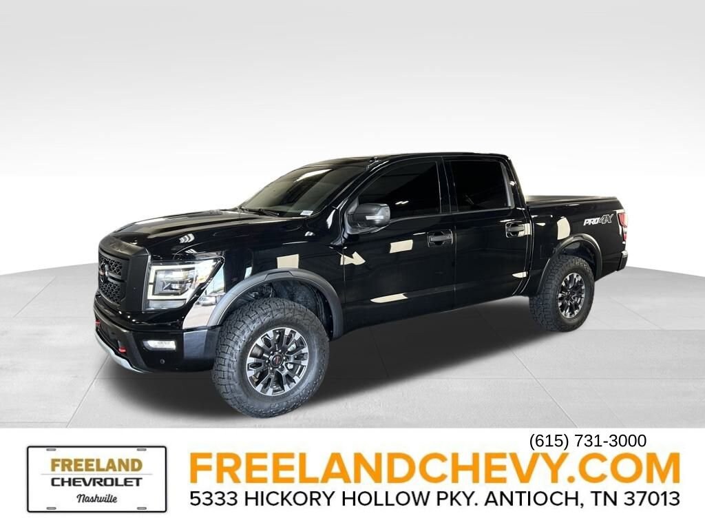 2021 Nissan Titan PRO-4X photo 3