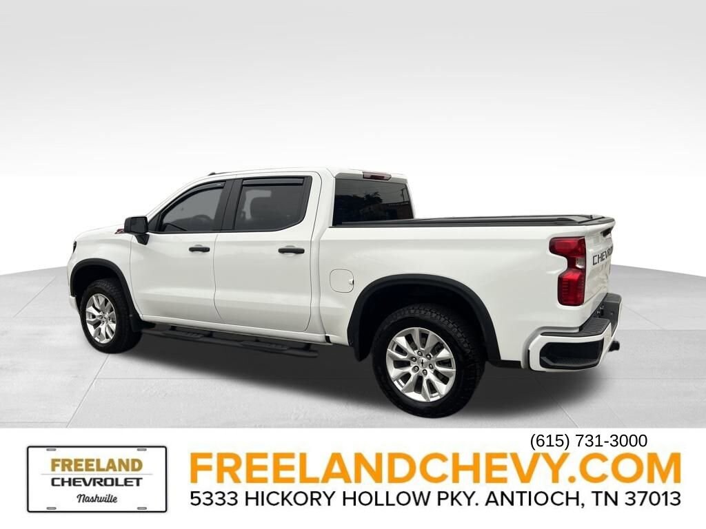 2025 Chevrolet Silverado 1500 Custom photo 4